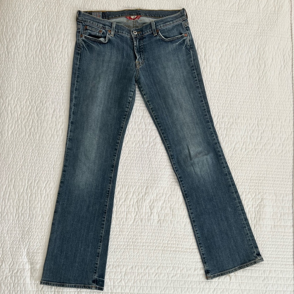 Low rise boot cut lucky brand jeans